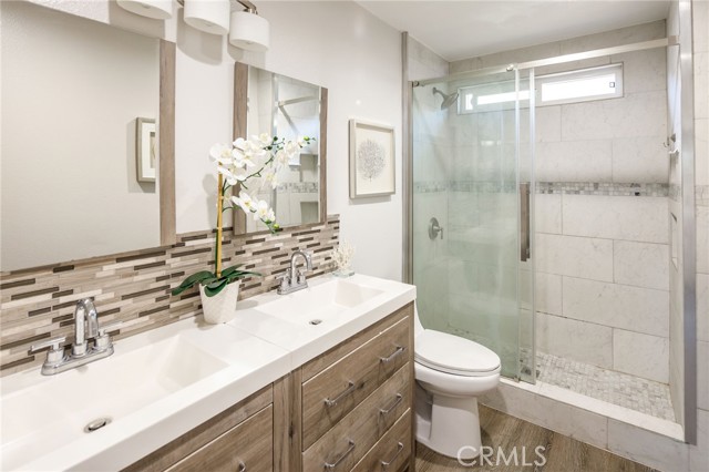 Detail Gallery Image 26 of 43 For 4001 W 165th St #C,  Lawndale,  CA 90260 - 2 Beds | 2/1 Baths