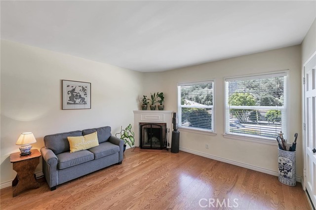 3541 Encinal Avenue photo 5