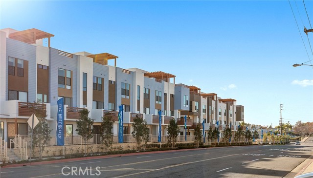 Detail Gallery Image 2 of 25 For 1684 Topanga, Costa Mesa,  CA 92627 - 3 Beds | 2/2 Baths