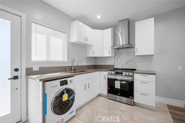 Detail Gallery Image 8 of 14 For 13687 Bracken St, Arleta,  CA 91331 - 1 Beds | 1 Baths