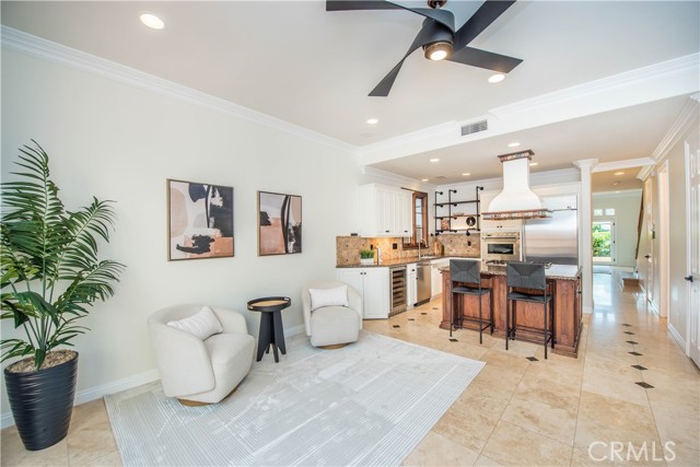 Detail Gallery Image 11 of 62 For 316 6th, Huntington Beach,  CA 92648 - 3 Beds | 3/1 Baths
