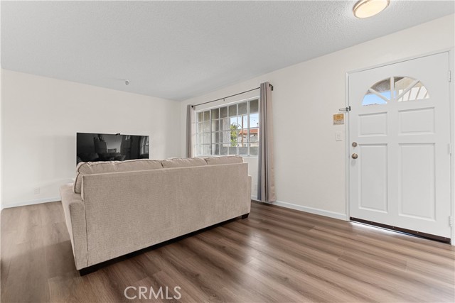 Detail Gallery Image 11 of 62 For 3702 W 126th, Hawthorne,  CA 90250 - – Beds | – Baths