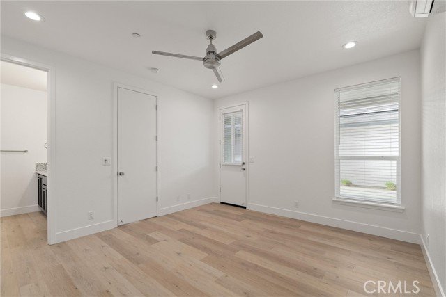 Detail Gallery Image 5 of 29 For 1673 Notre Dame Bld, Chico,  CA 95973 - 3 Beds | 2 Baths