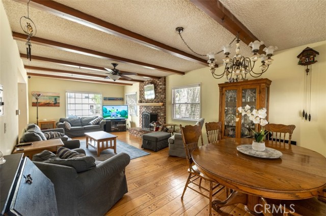 931 5th Street, Hermosa Beach, California 90254, 6 Bedrooms Bedrooms, ,2 BathroomsBathrooms,Residential,Sold,5th,SB22187324