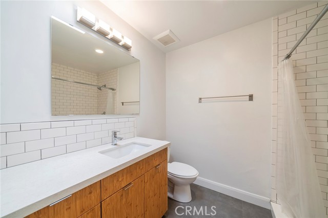 Detail Gallery Image 25 of 39 For 1601 Veteran Ave #301,  Los Angeles,  CA 90024 - 2 Beds | 2 Baths