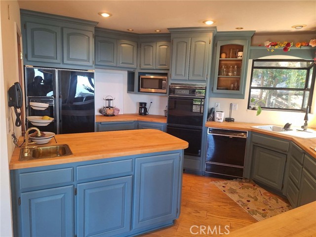 21425 Sawpit Canyon Road, Cedarpines Park, CA 92322