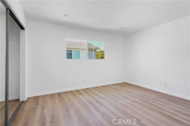Detail Gallery Image 19 of 26 For 1933 Voorhees Ave a,  Redondo Beach,  CA 90278 - 4 Beds | 3 Baths