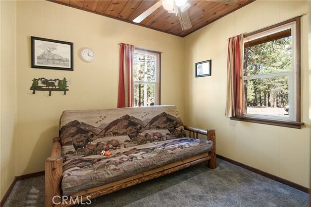 Detail Gallery Image 22 of 30 For 39791 Forest Rd, Big Bear Lake,  CA 92315 - 3 Beds | 2 Baths