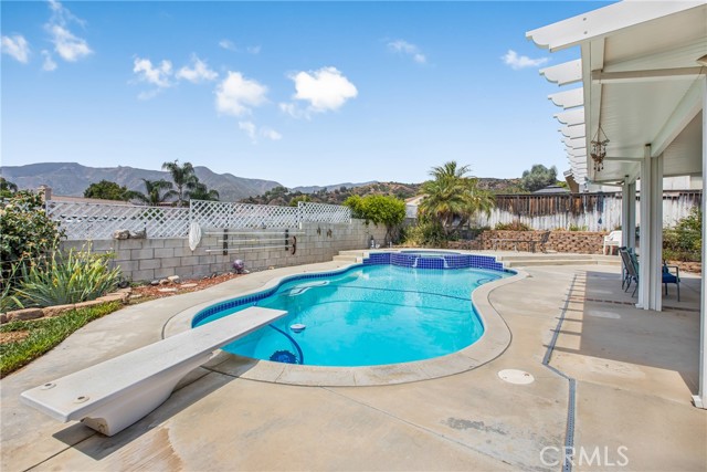 Detail Gallery Image 31 of 34 For 15232 Golden Sands St, Lake Elsinore,  CA 92530 - 4 Beds | 2/1 Baths