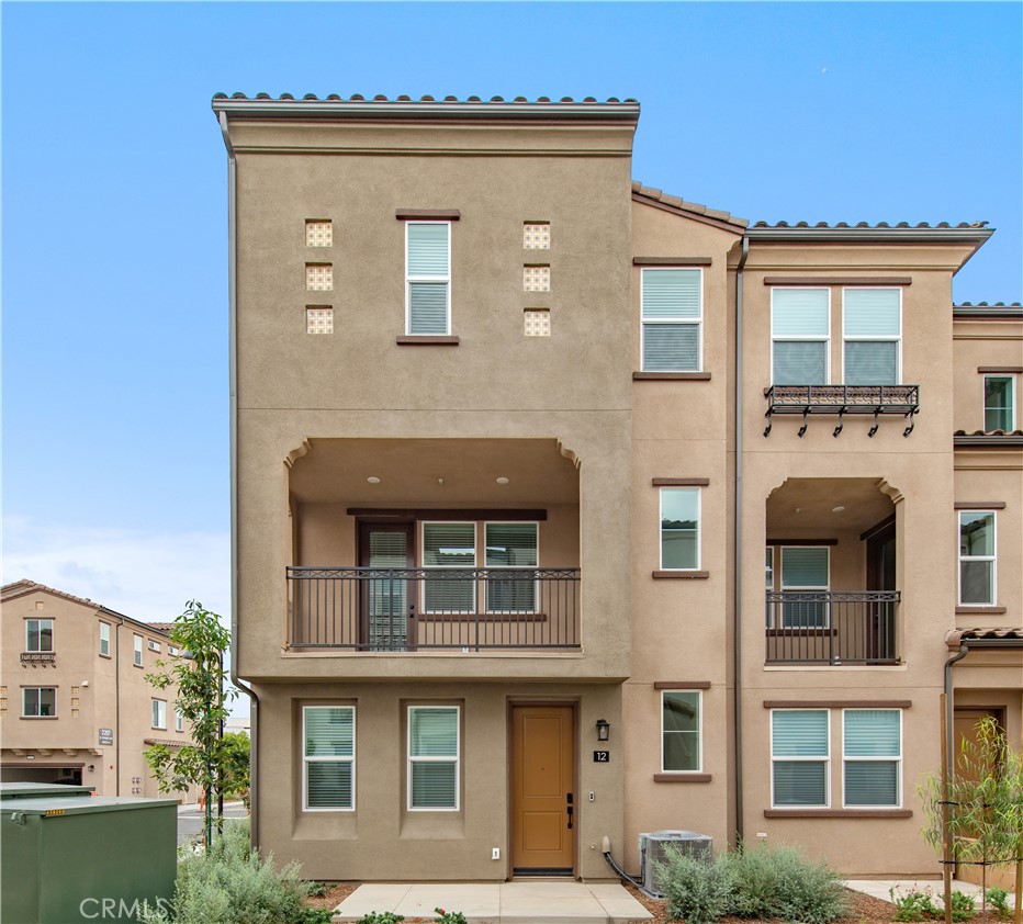 2215 W Orange Ave #12