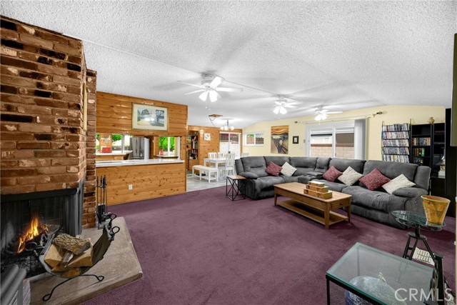 Detail Gallery Image 6 of 65 For 1005 E Woodland Ln, Glendora,  CA 91741 - 4 Beds | 3 Baths