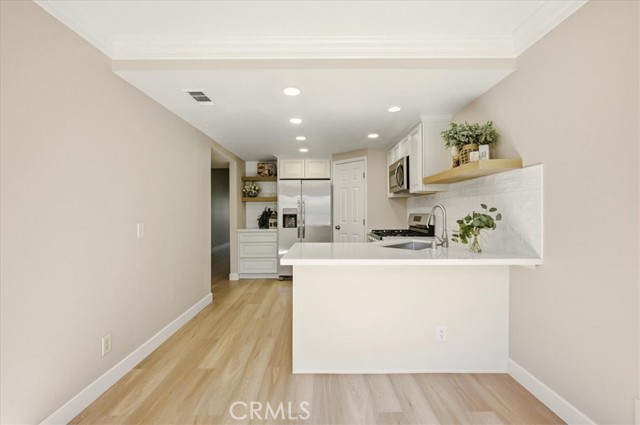 Detail Gallery Image 12 of 43 For 1015 Pebble Beach, Upland,  CA 91784 - 2 Beds | 2 Baths