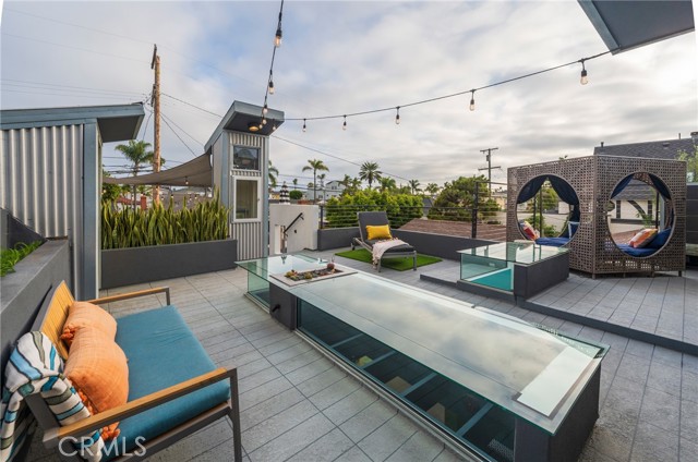 Detail Gallery Image 42 of 49 For 358 Santa Ana, Long Beach,  CA 90803 - 3 Beds | 3 Baths