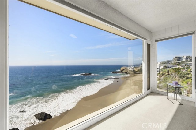 Detail Gallery Image 2 of 74 For 31877 Circle Drive, Laguna Beach,  CA 92651 - 3 Beds | 2 Baths