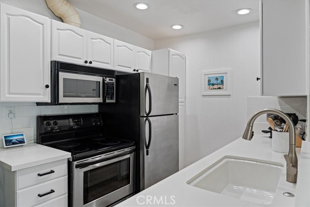 Detail Gallery Image 13 of 42 For 8163 Redlands #2,  Playa Del Rey,  CA 90293 - 1 Beds | 1 Baths