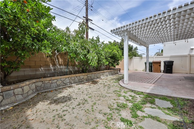 Detail Gallery Image 34 of 43 For 3245 Donovan Ranch Rd, Anaheim,  CA 92804 - 4 Beds | 3 Baths
