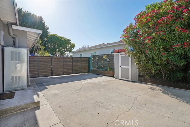 3634 Charlemagne Avenue, Long Beach, California 90808, 3 Bedrooms Bedrooms, ,2 BathroomsBathrooms,Single Family Residence,For Sale,Charlemagne,OC24131716