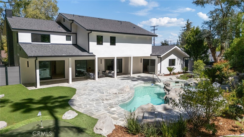 19532 Wells Drive