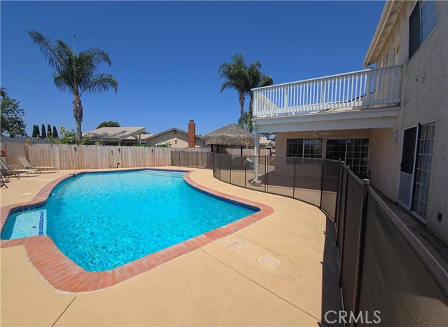 10840 New Salem Point, San Diego CA: https://media.crmls.org/medias/bf5298a9-e554-4d39-a4fa-9cebeb591774.jpg