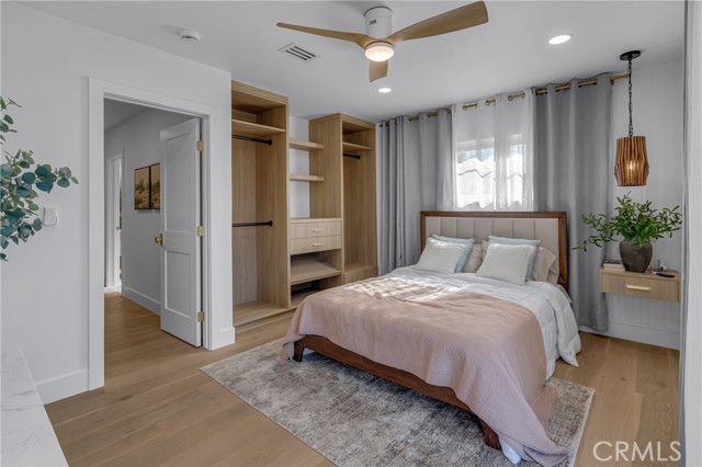6129 W 83rd Place, Los Angeles CA: https://media.crmls.org/medias/bf547c2c-7455-4e3e-8127-15c802883017.jpg