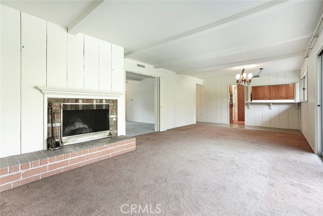 1558 Hillcrest Avenue, Glendale CA: https://media.crmls.org/medias/bf5484fc-5fef-4251-b4dc-a853f01701a4.jpg