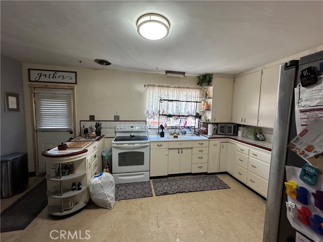 159 S Shasta S Street, Willows CA: https://media.crmls.org/medias/bf54b89c-8136-4c2e-aea9-c8cd2bc62ffb.jpg