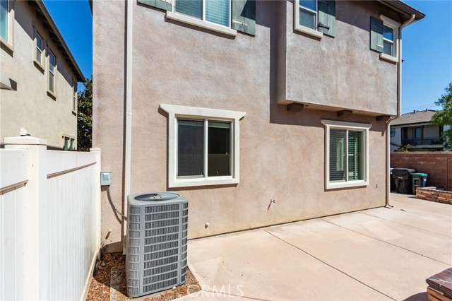 Detail Gallery Image 52 of 74 For 7679 Daphne, Chino,  CA 91708 - 3 Beds | 2/1 Baths