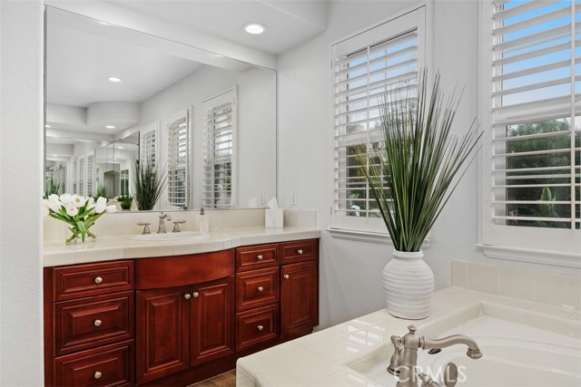 Detail Gallery Image 31 of 50 For 3219 Avenida La Cima, Carlsbad,  CA 92009 - 5 Beds | 4/1 Baths