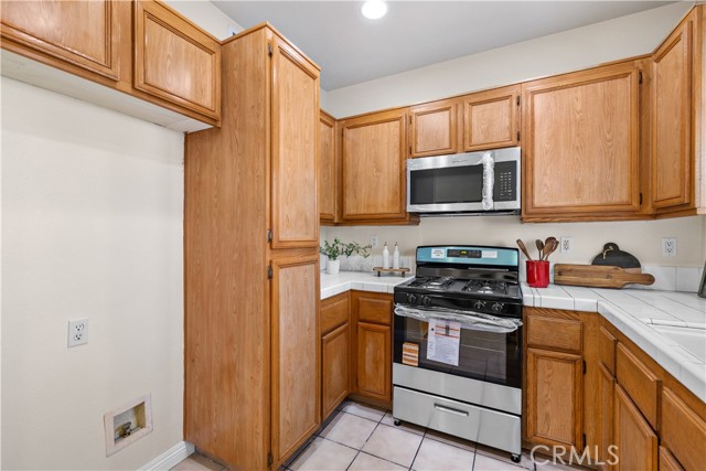 Detail Gallery Image 14 of 39 For 7050 Dinwiddie, Downey,  CA 90241 - 3 Beds | 3 Baths