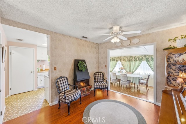 Detail Gallery Image 13 of 49 For 33507 Colorado St, Yucaipa,  CA 92399 - 3 Beds | 1 Baths