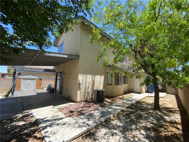 43321 Cottage Lane, Lancaster CA: https://media.crmls.org/medias/bf57f854-5328-4759-b22a-f5147100846a.jpg
