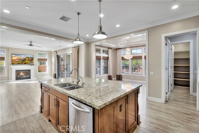 Detail Gallery Image 10 of 49 For 19741 Slayback Ln, Huntington Beach,  CA 92646 - 4 Beds | 3 Baths
