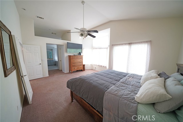 Detail Gallery Image 17 of 24 For 1820 Dawnridge Ct, Palmdale,  CA 93551 - 5 Beds | 3 Baths