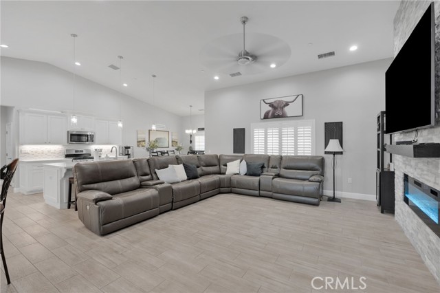 18950 Pachappa Road, Apple Valley CA: https://media.crmls.org/medias/bf5a0c45-6044-440a-ba98-05687345b109.jpg