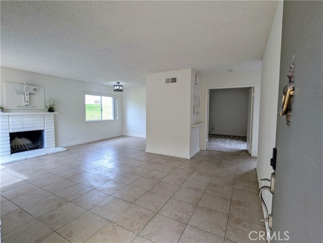 Image 4 of 22 For 2811 Lancewood Court
