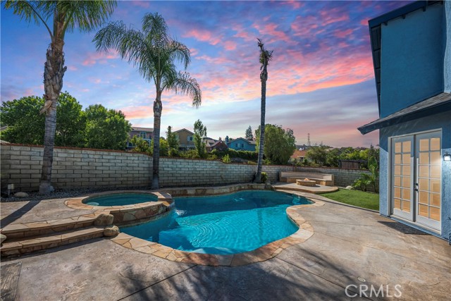 Detail Gallery Image 3 of 38 For 28914 Raintree Ln, Saugus,  CA 91390 - 3 Beds | 2/1 Baths
