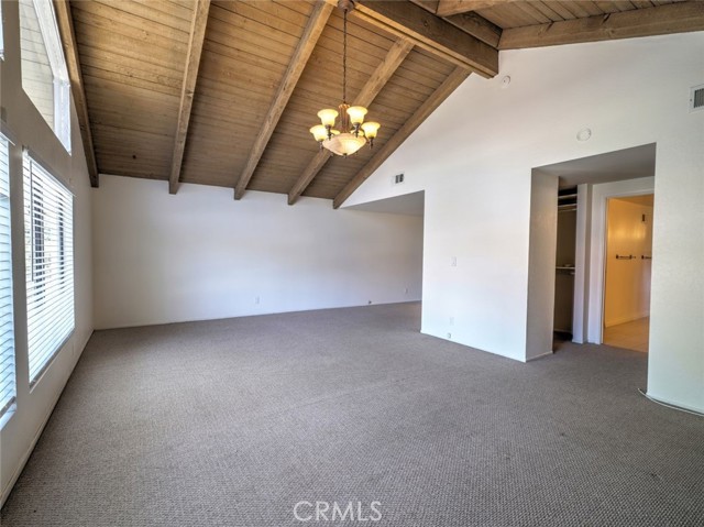 912 Brightstone Court, Westlake Village CA: https://media.crmls.org/medias/bf5b3c4f-a482-4bd0-925e-3753657fbe64.jpg