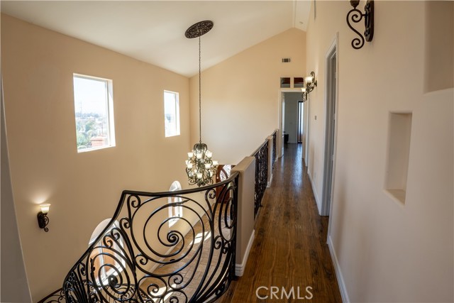 4622 W 131st Street, Hawthorne CA: https://media.crmls.org/medias/bf5c3a44-abf2-494b-81a7-6f1e74dadfba.jpg