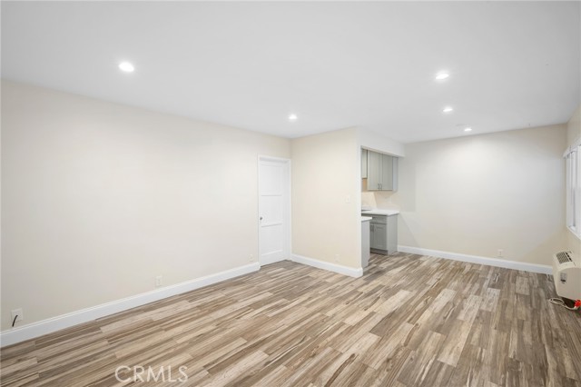 Detail Gallery Image 6 of 15 For 2930 Fairmount Ave #B,  La Crescenta,  CA 91214 - 1 Beds | 1 Baths