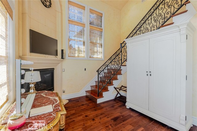 Image 62 of 75 For 25711 Shady Oak Ln