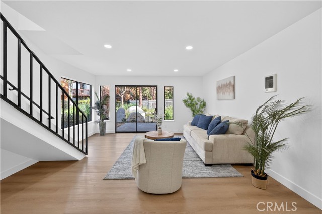 Detail Gallery Image 11 of 34 For 14004 Edgewater Dr, Norwalk,  CA 90650 - 2 Beds | 1 Baths