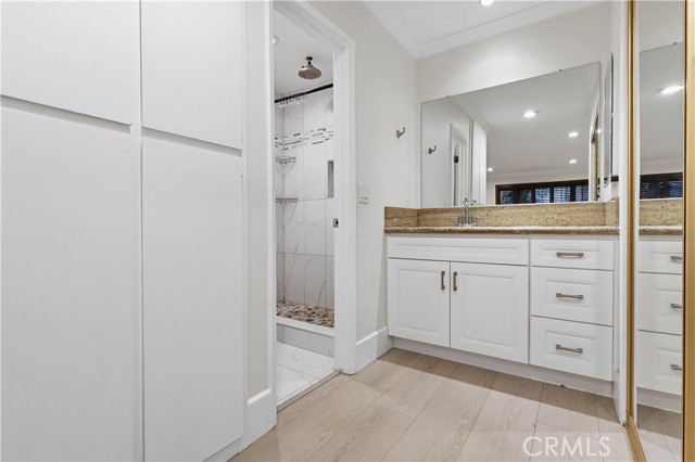 Image 34 of 50 For 5556 Temple City