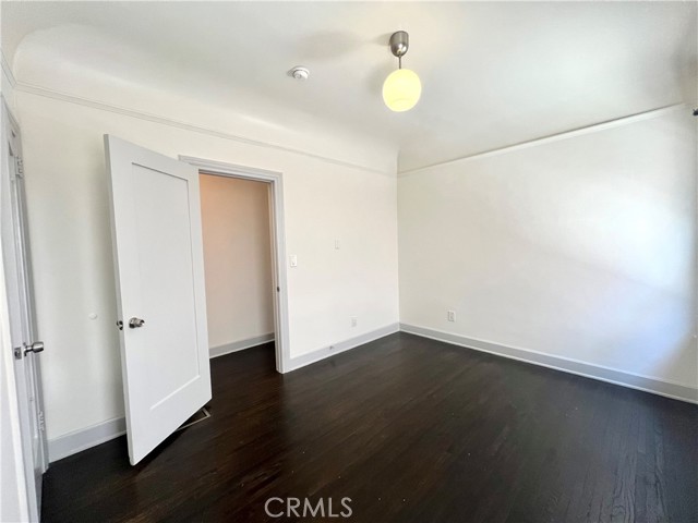 Detail Gallery Image 21 of 32 For 124 1/2 S Westmoreland Ave #1/2,  Los Angeles,  CA 90004 - 2 Beds | 2 Baths