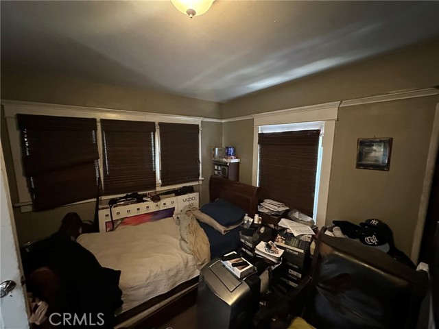 Detail Gallery Image 16 of 20 For 339 W 76th, Los Angeles,  CA 90003 - – Beds | – Baths