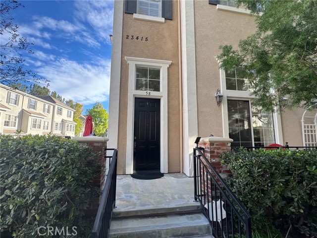 Detail Gallery Image 4 of 57 For 23415 Shorebreak #58,  Valencia,  CA 91355 - 3 Beds | 2/1 Baths