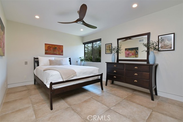 Detail Gallery Image 19 of 41 For 6100 Maury Ave, Woodland Hills,  CA 91367 - 4 Beds | 2/1 Baths