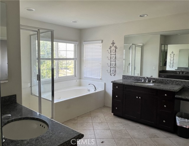 3812 Ash Street, Lake Elsinore CA: https://media.crmls.org/medias/bf63f6c0-1d59-4206-821e-0a71ce49f58a.jpg