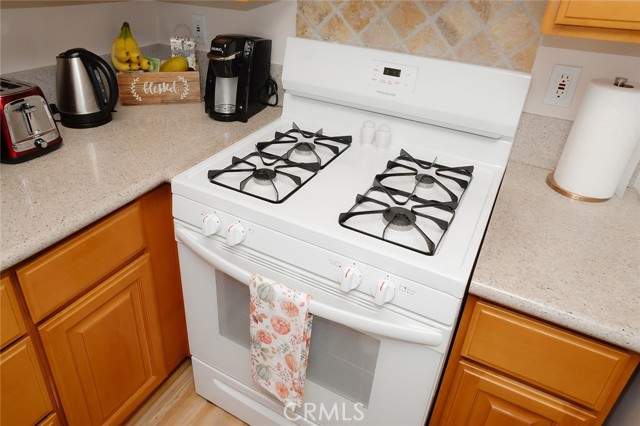 Detail Gallery Image 15 of 74 For 17888 Alburtis Ave. #A207, Artesia,  CA 90701 - 2 Beds | 1 Baths