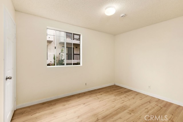 Detail Gallery Image 13 of 33 For 3727 Selby Ave a,  Los Angeles,  CA 90034 - 3 Beds | 3 Baths