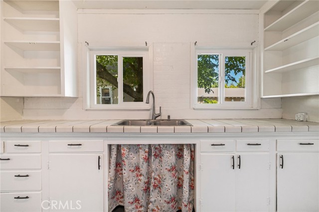 Detail Gallery Image 11 of 60 For 1617 Hemlock St, Chico,  CA 95928 - 4 Beds | 3 Baths